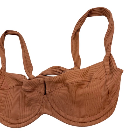 L*Space | Camellia Bikini‎ Top Putty Size XS - Picture 5 of 10